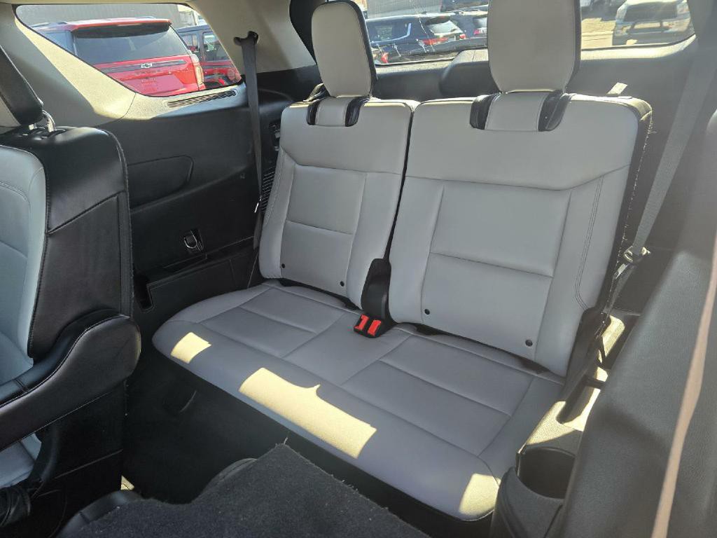 2021 Ford Explorer Image 14