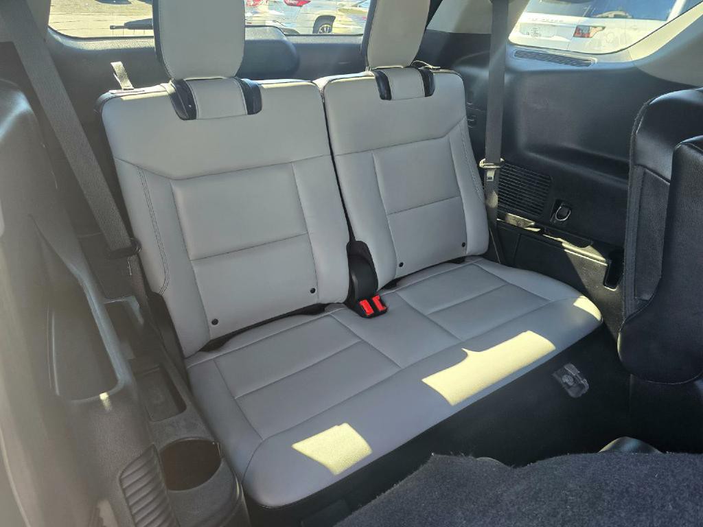 2021 Ford Explorer Image 15