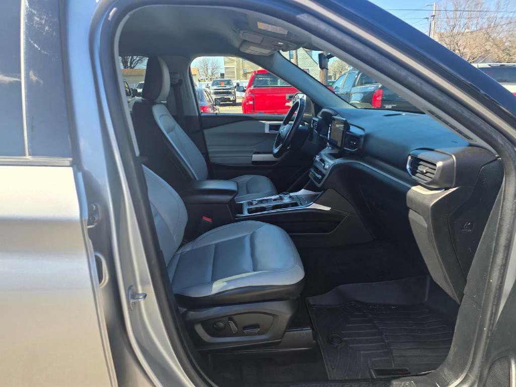2021 Ford Explorer Image 17