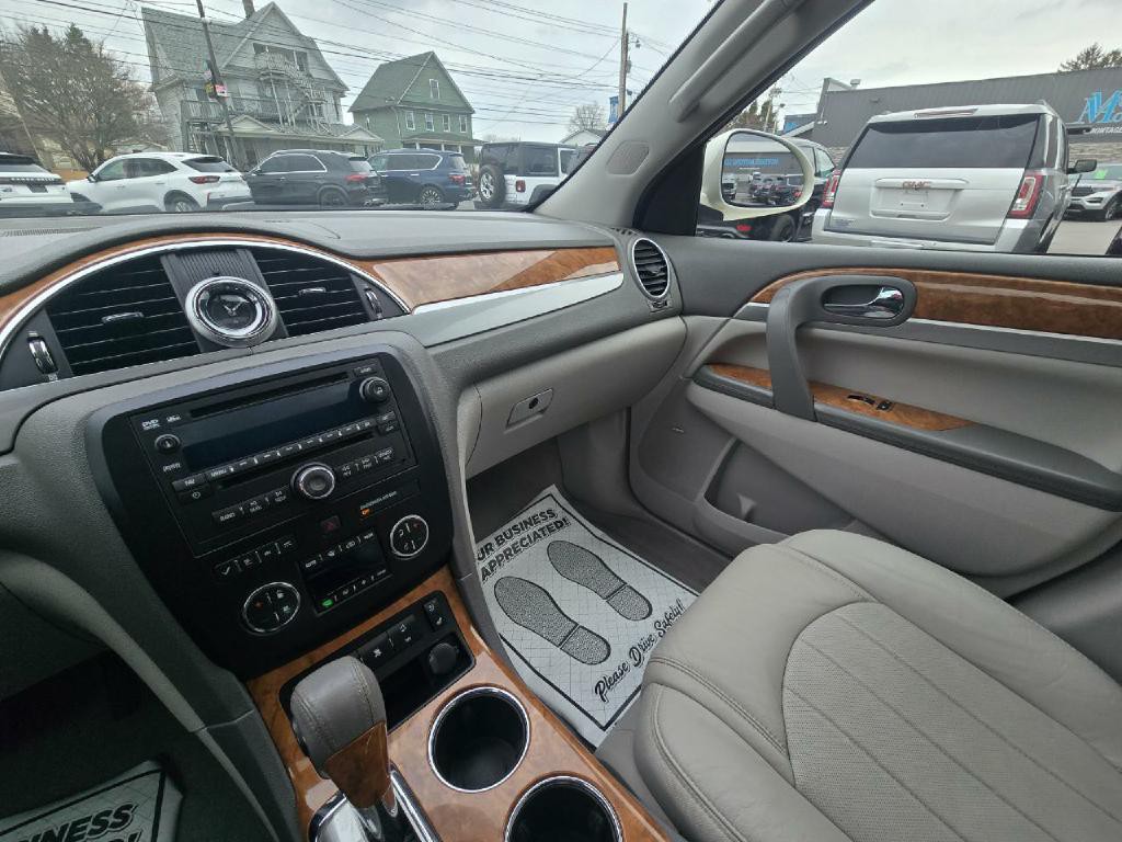 2012 Buick Enclave Image 11