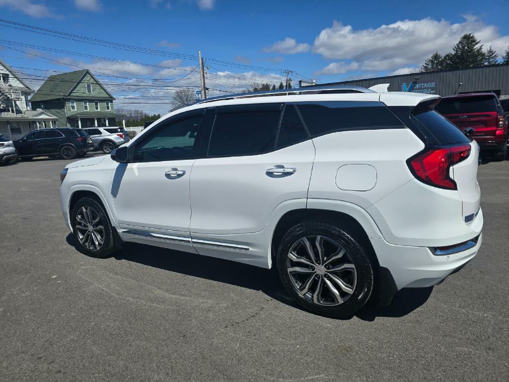 2018 GMC Terrain Image 4
