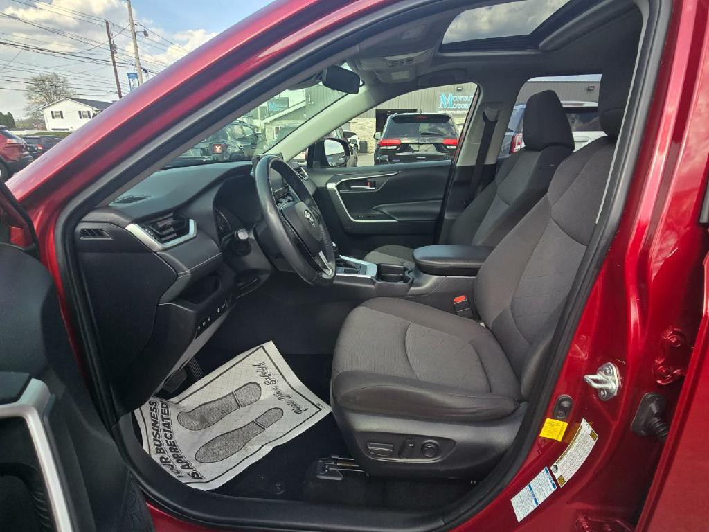 2019 Toyota Rav4 Image 13