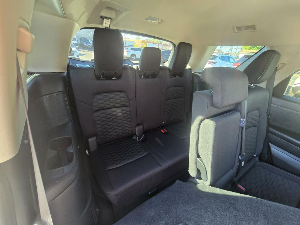 2022 Nissan Pathfinder Image 17