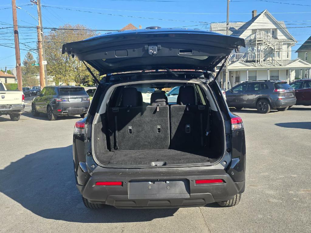 2022 Nissan Pathfinder Image 19