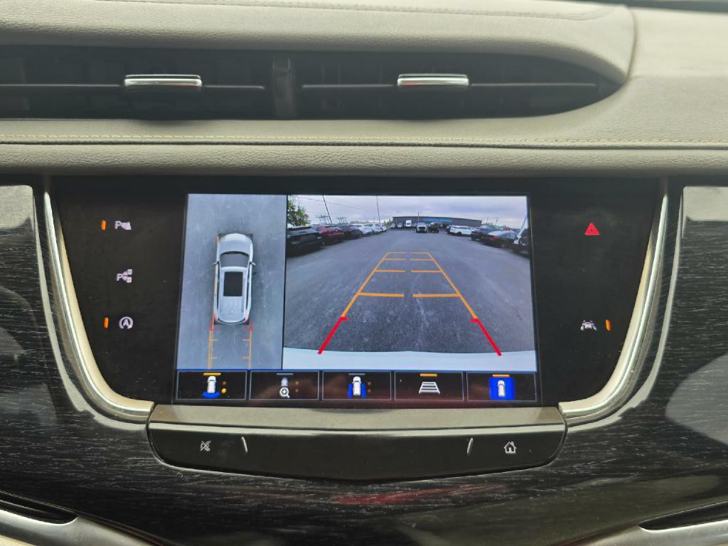 2023 Cadillac XT6 Image 10