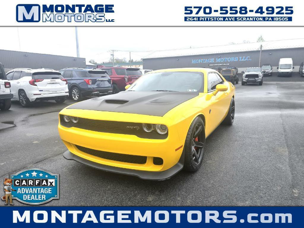 2017 Dodge Challenger Image 1
