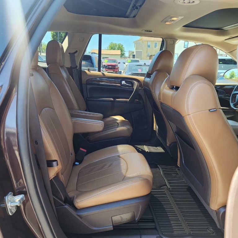 2015 Buick Enclave Image 16