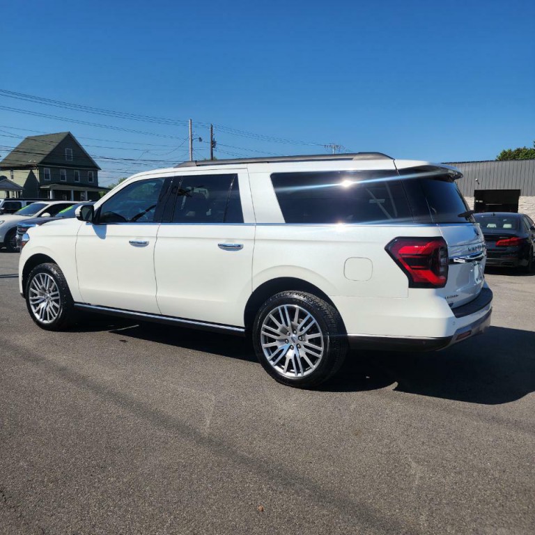 2022 Ford Expedition Image 4