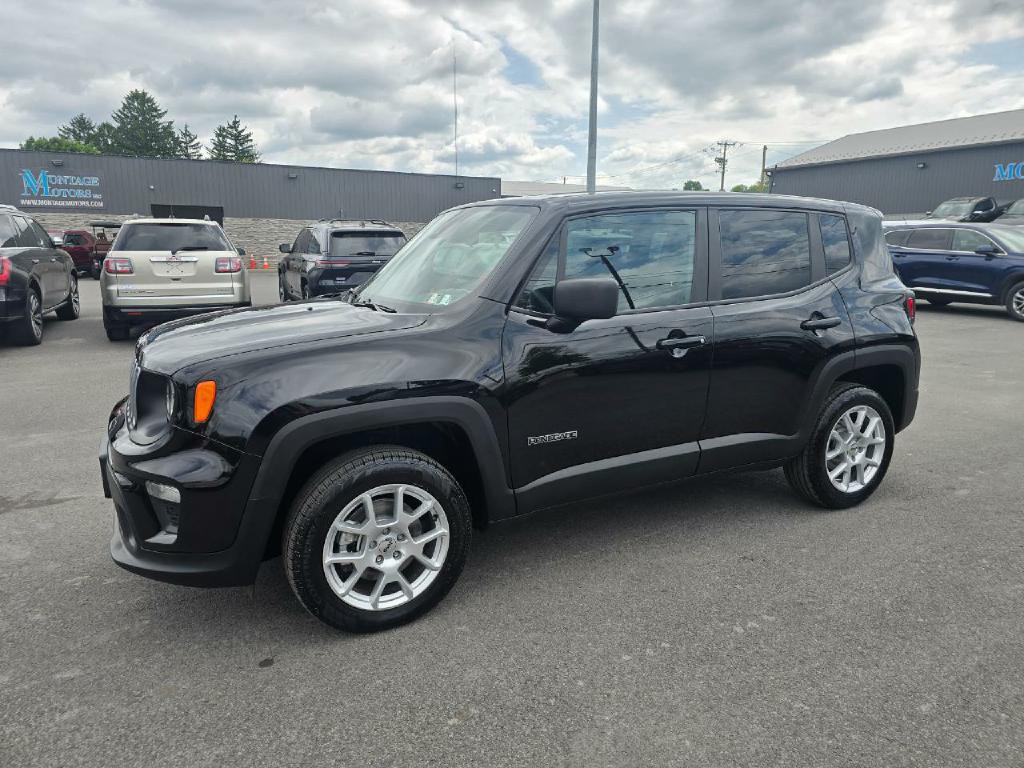 2023 Jeep Renegade Image 3
