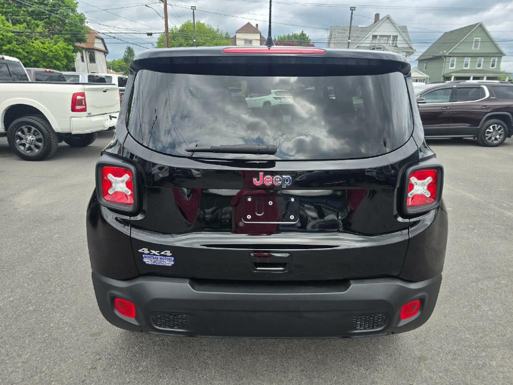 2023 Jeep Renegade Image 16