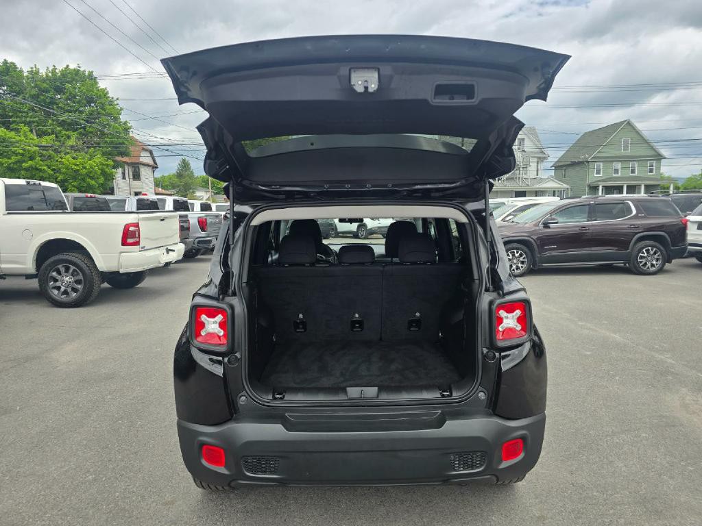 2023 Jeep Renegade Image 17