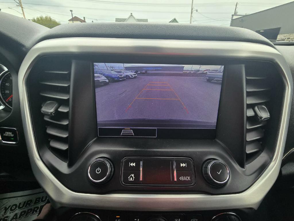 2021 GMC Acadia Image 10