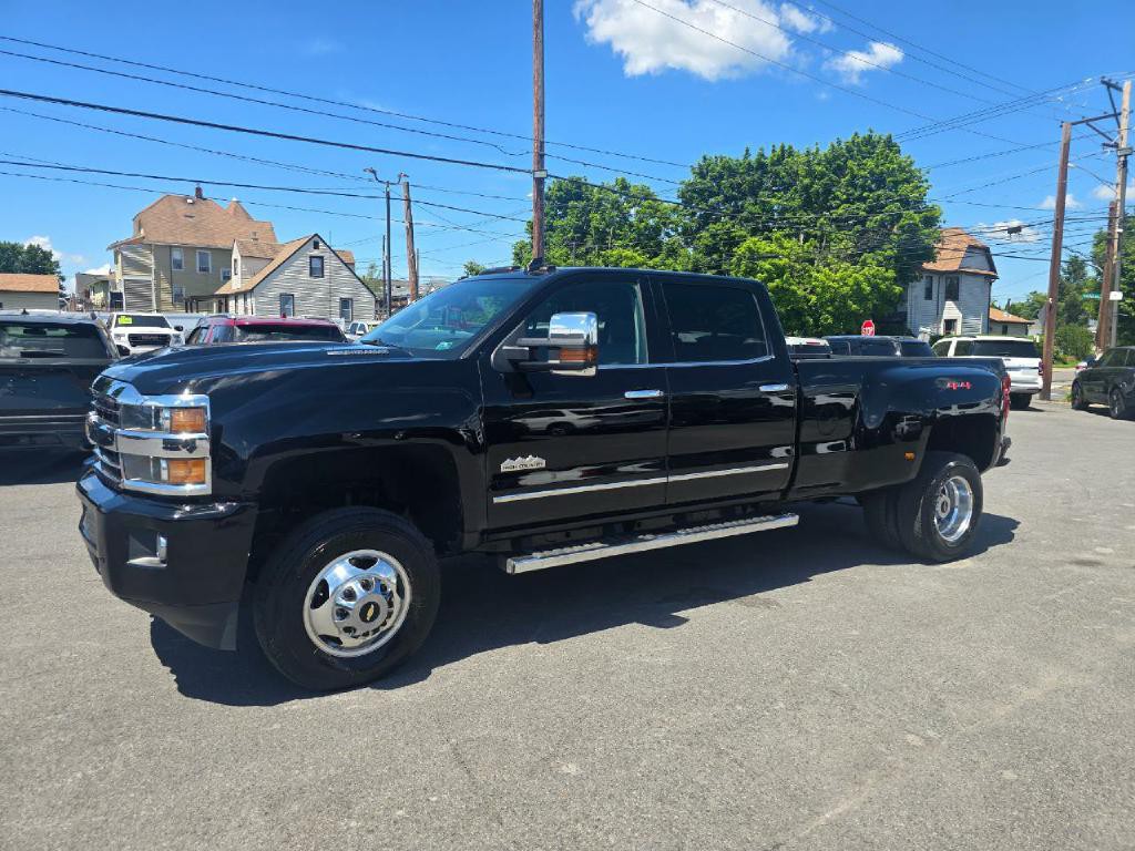 2019 Chevrolet Silverado 1500 Image 3