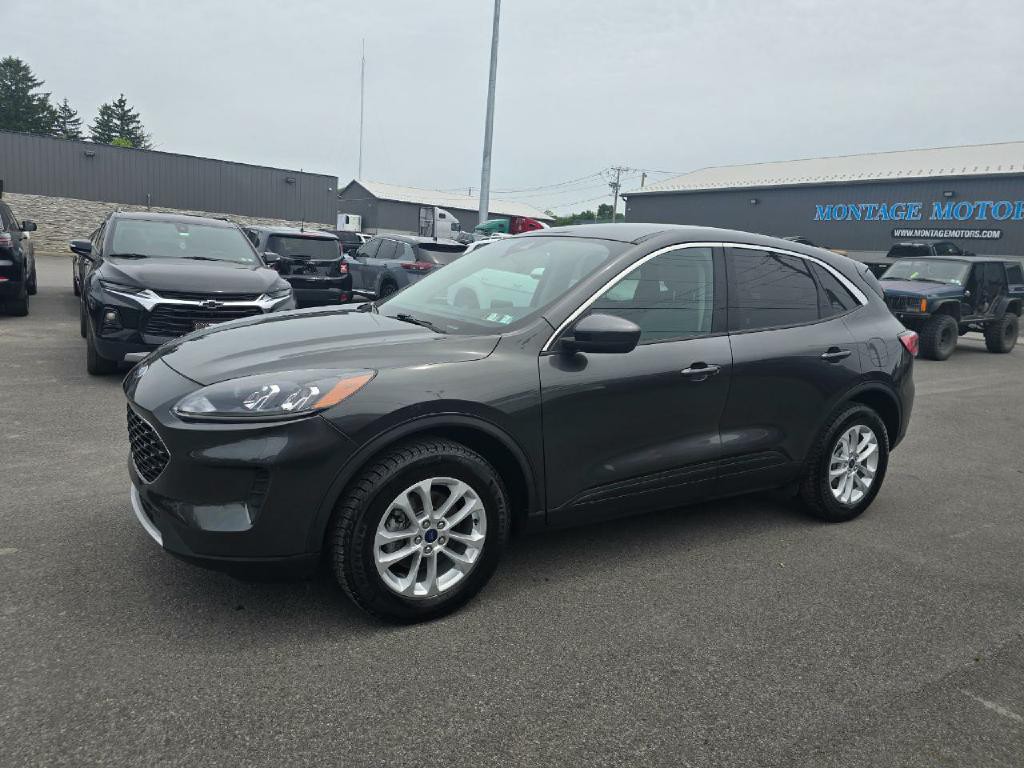 2020 Ford Escape Image 3