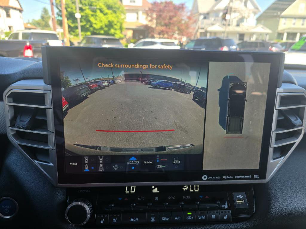 2023 Toyota Tundra Image 10