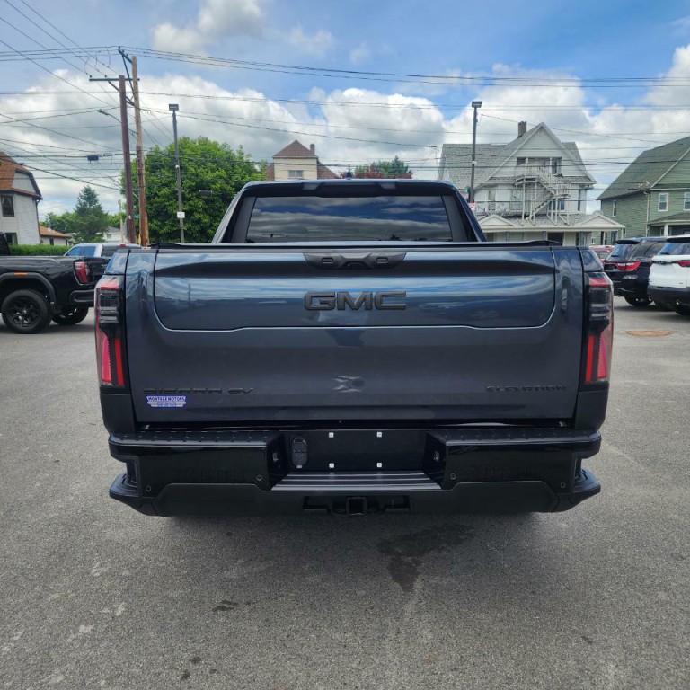 2026 GMC Sierra Image 17