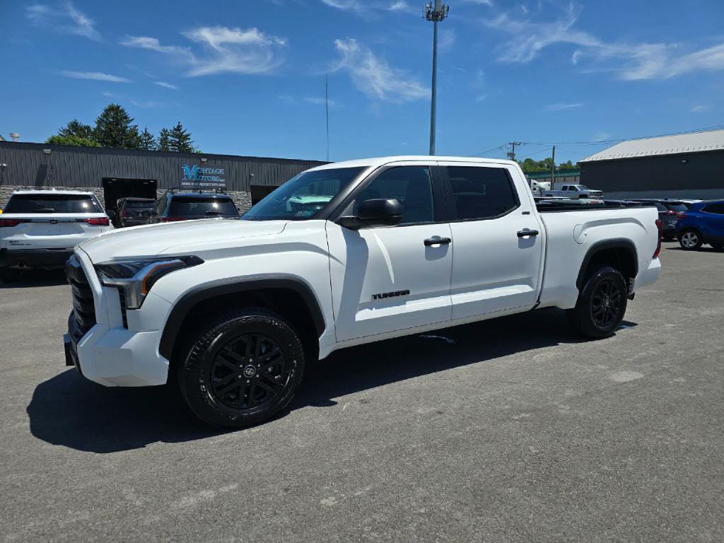 2025 Toyota Tundra Image 3