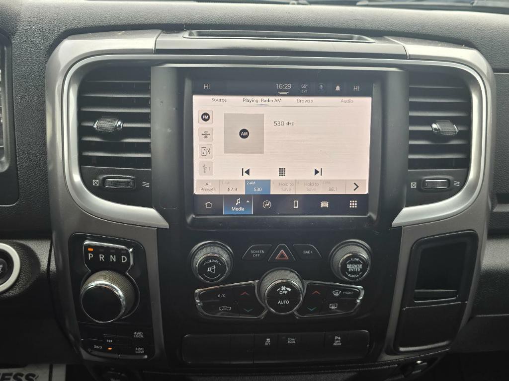 2022 RAM 1500 Image 9