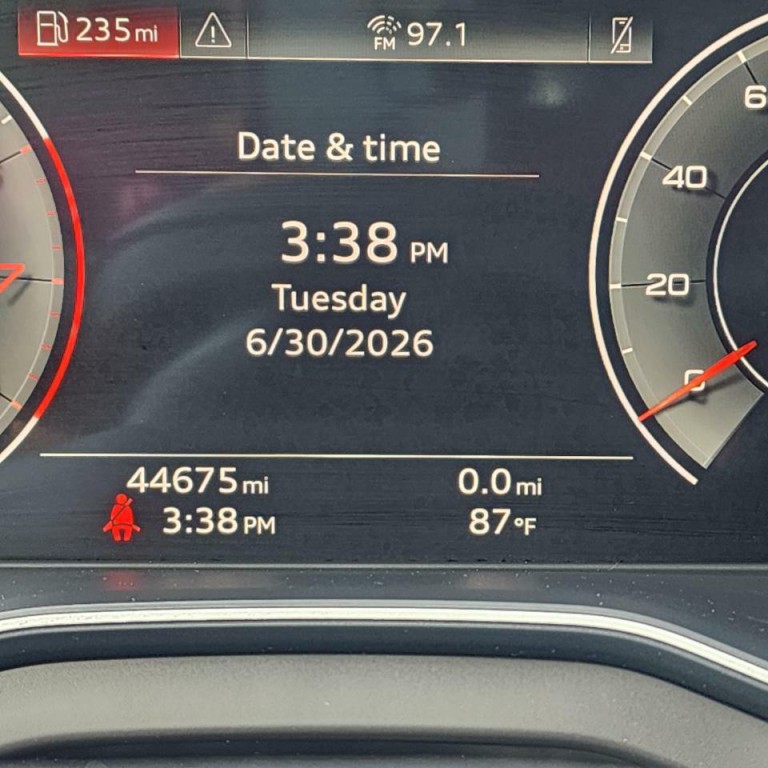 2023 Audi Q5 Image 9