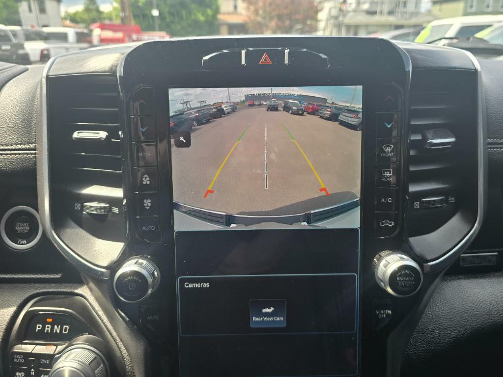 2023 RAM 1500 Image 10