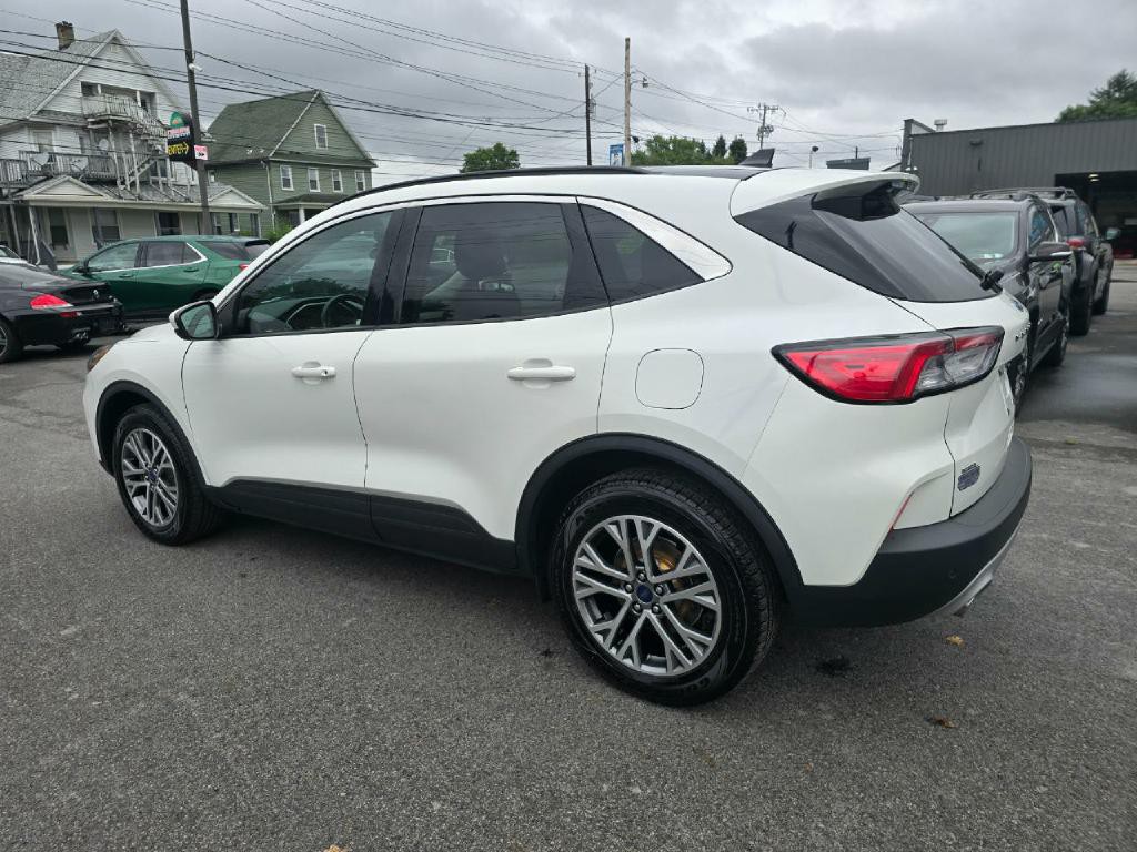 2022 Ford Escape Image 4