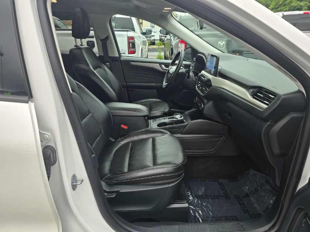 2022 Ford Escape Image 16