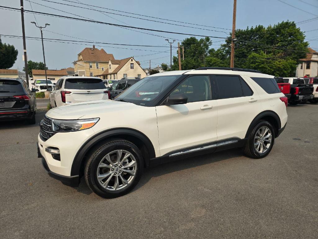 2022 Ford Explorer Image 3