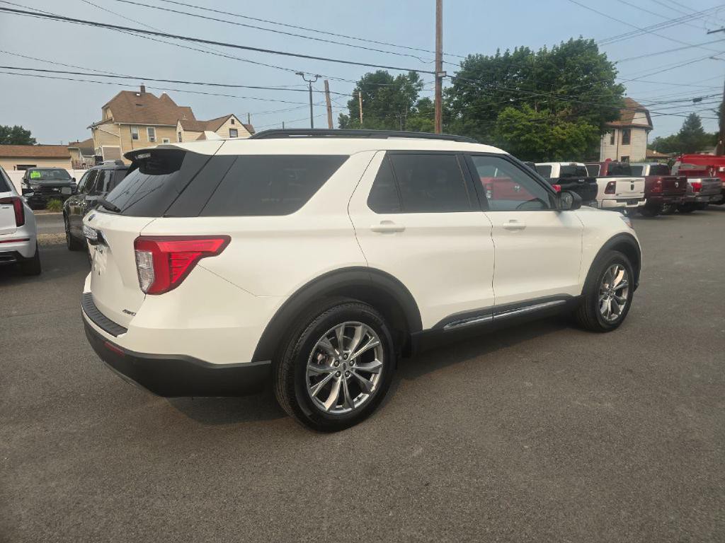 2022 Ford Explorer Image 6