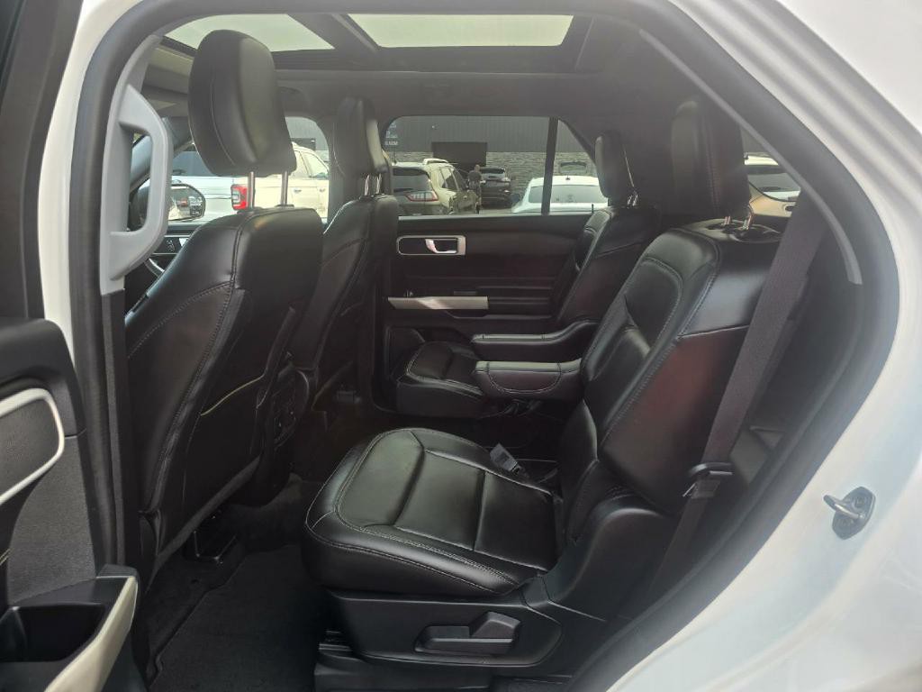 2022 Ford Explorer Image 15