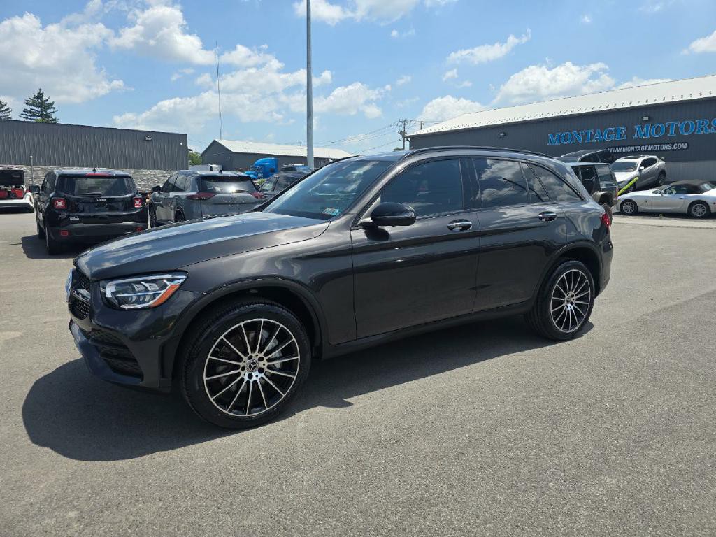 2022 Mercedes-Benz GLC-Class Image 3