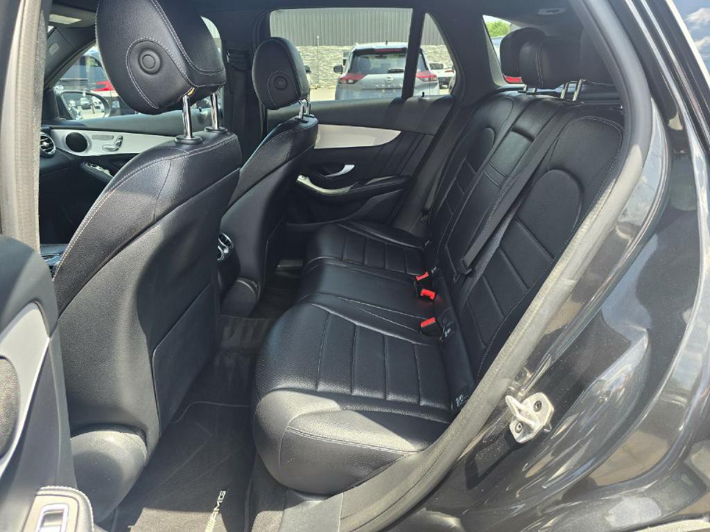 2022 Mercedes-Benz GLC-Class Image 13