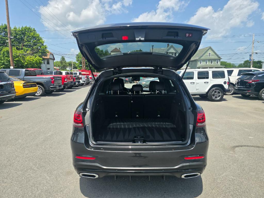 2022 Mercedes-Benz GLC-Class Image 17