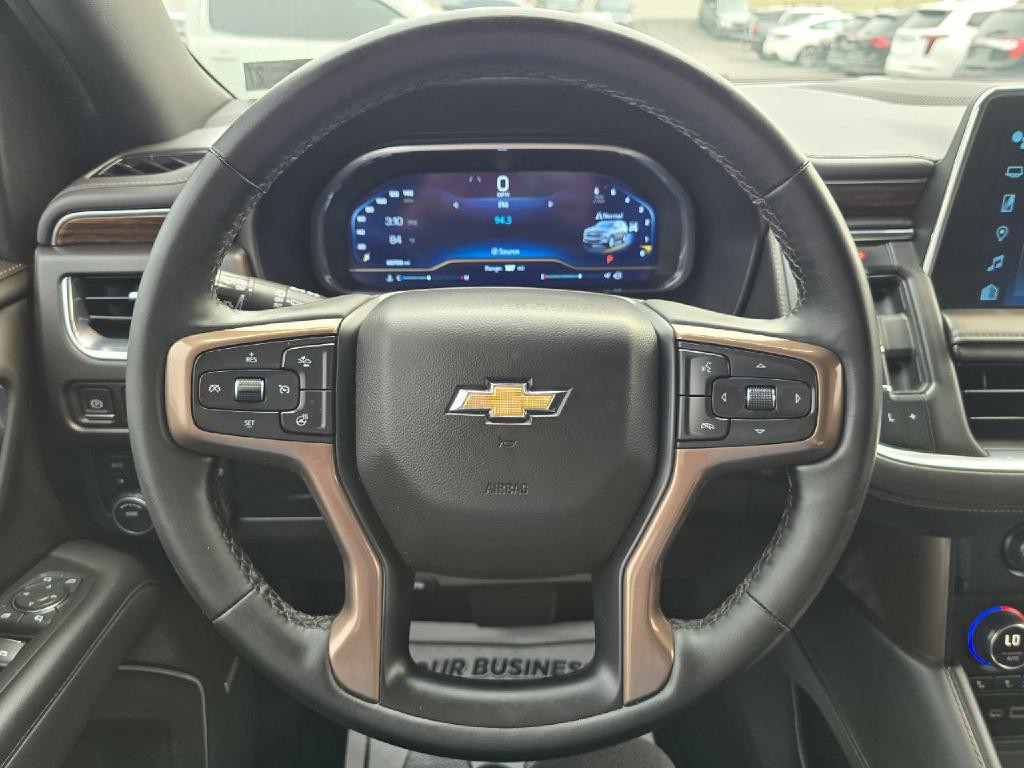 2023 Chevrolet Suburban Image 7