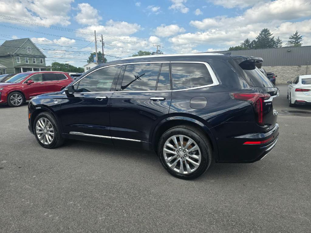 2021 Cadillac XT6 Image 4