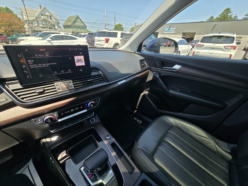 2021 Audi Q5 Image 11