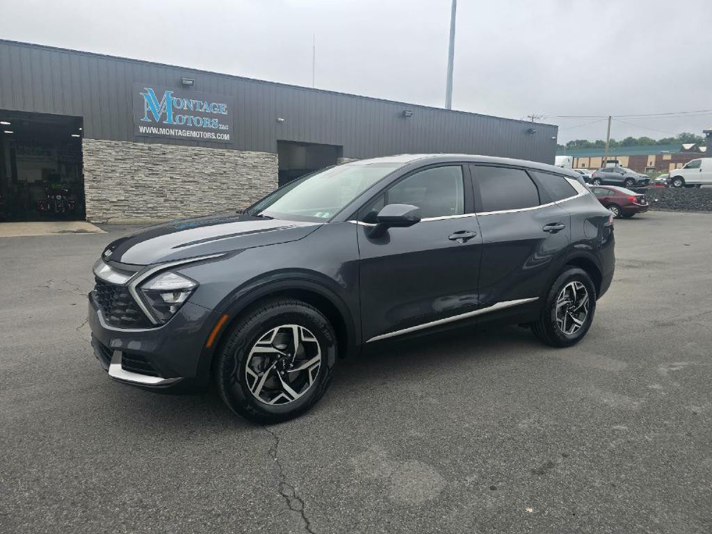 2023 Kia Sportage Image 3