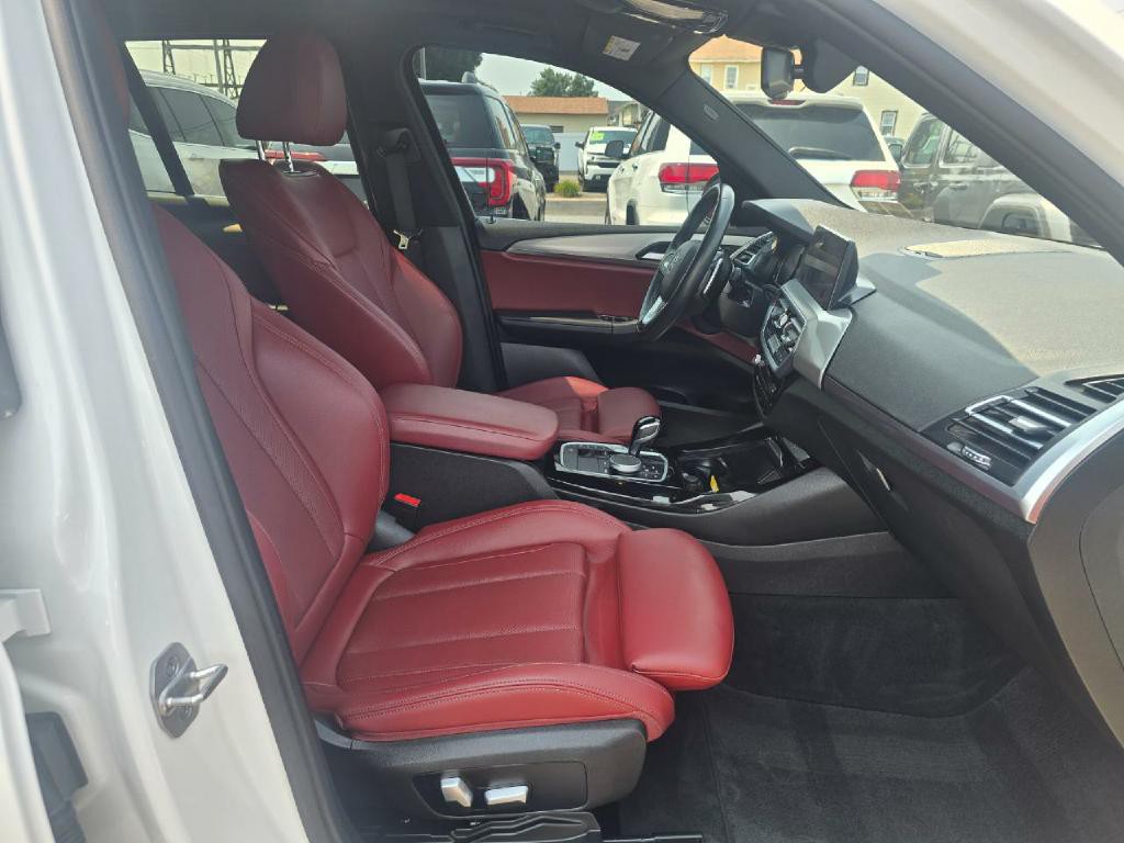 2022 BMW X3 Image 16