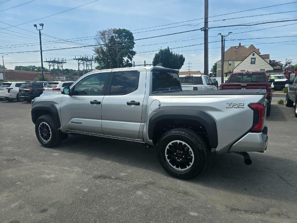 2025 Toyota Tacoma Image 4