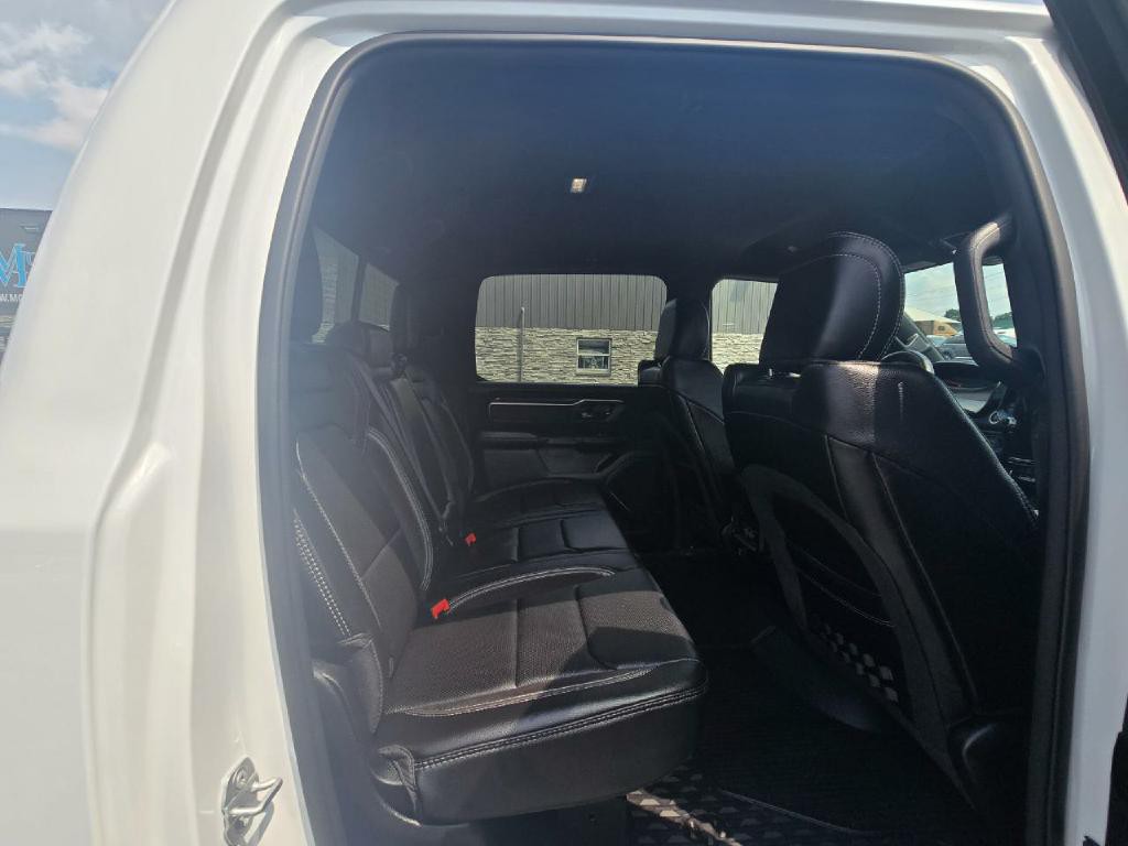2025 RAM 1500 Image 15
