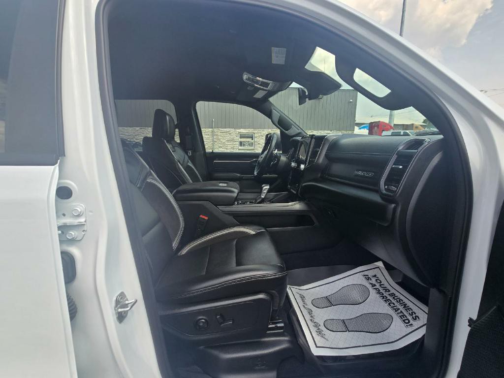 2025 RAM 1500 Image 16