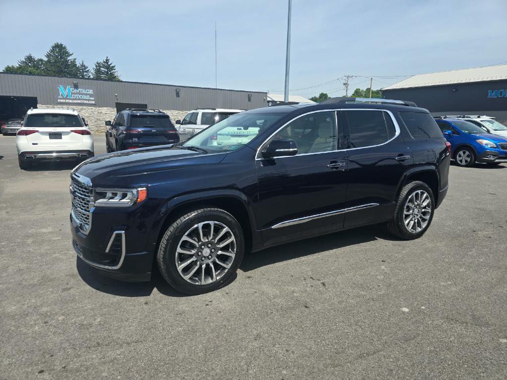 2022 GMC Acadia Image 3
