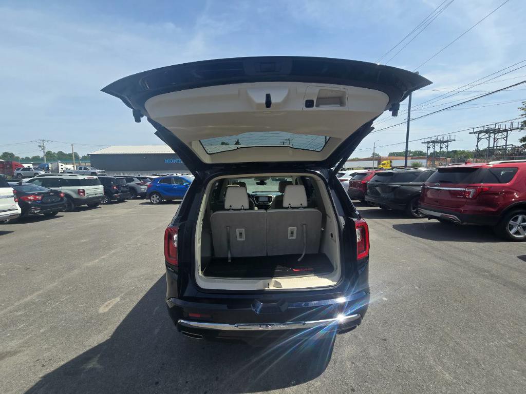 2022 GMC Acadia Image 21