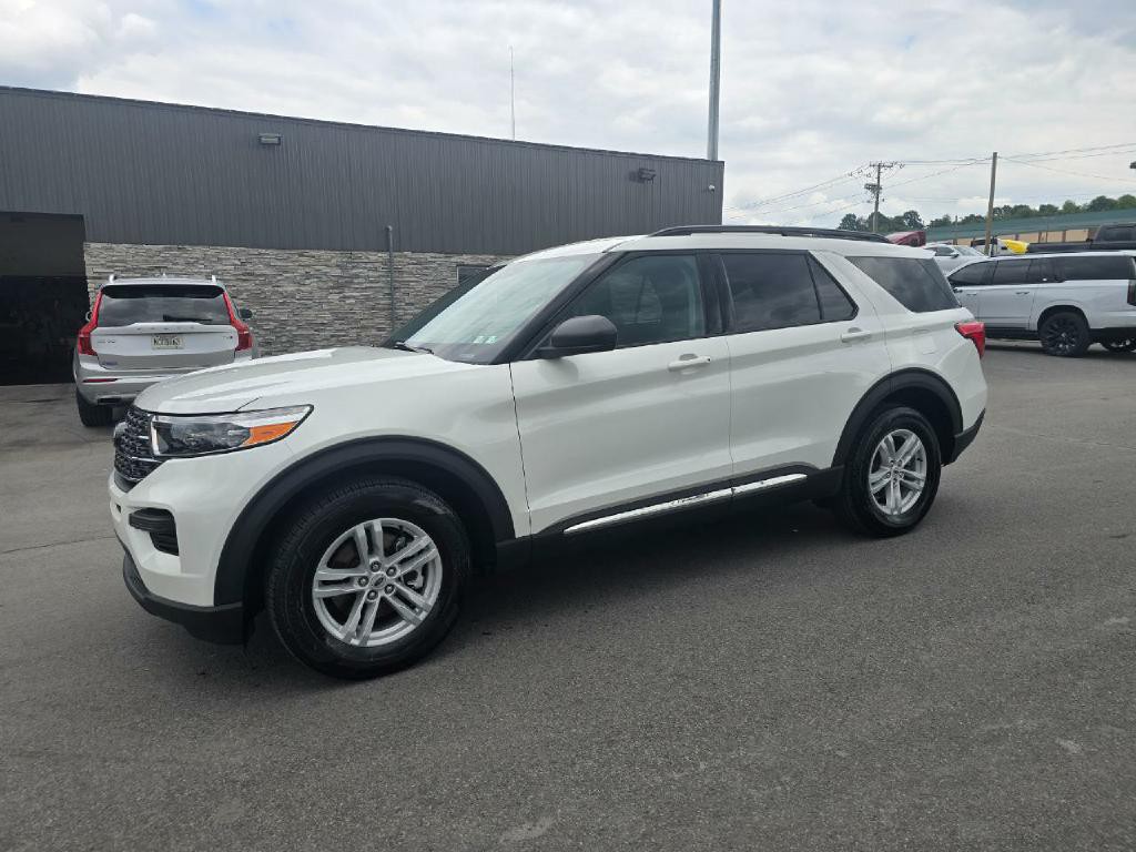 2024 Ford Explorer Image 3