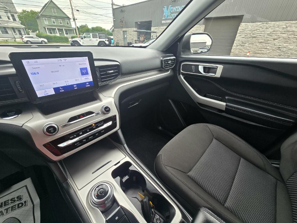 2024 Ford Explorer Image 11