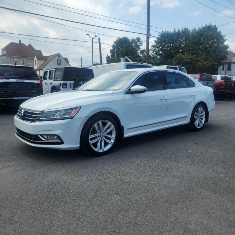2017 Volkswagen Passat Image 3