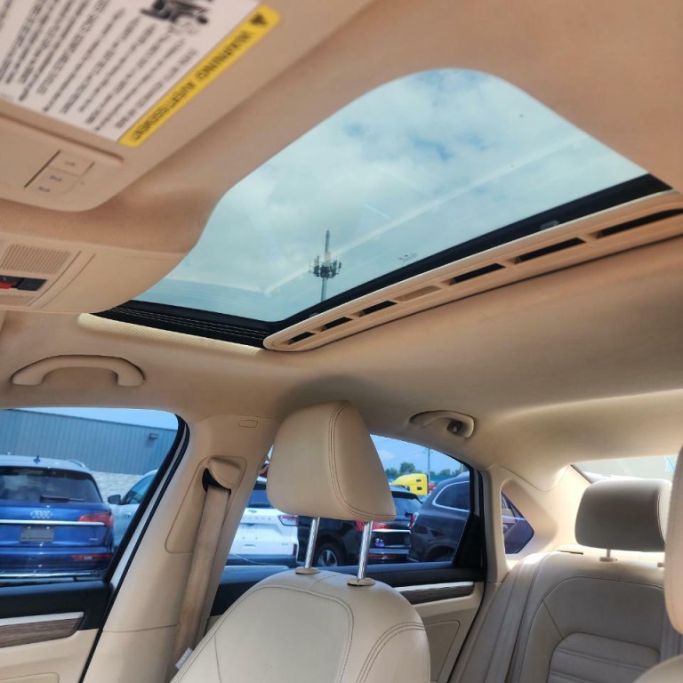 2017 Volkswagen Passat Image 7