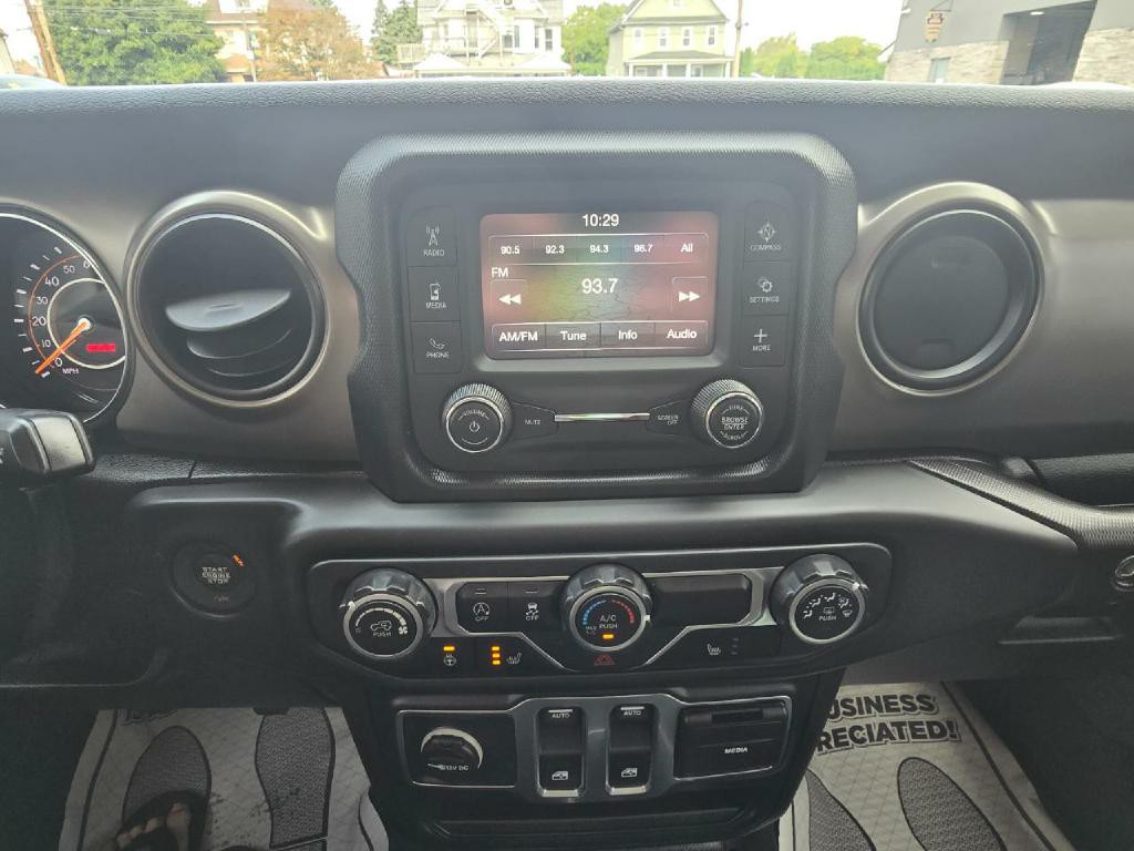 2019 Jeep Wrangler Image 10