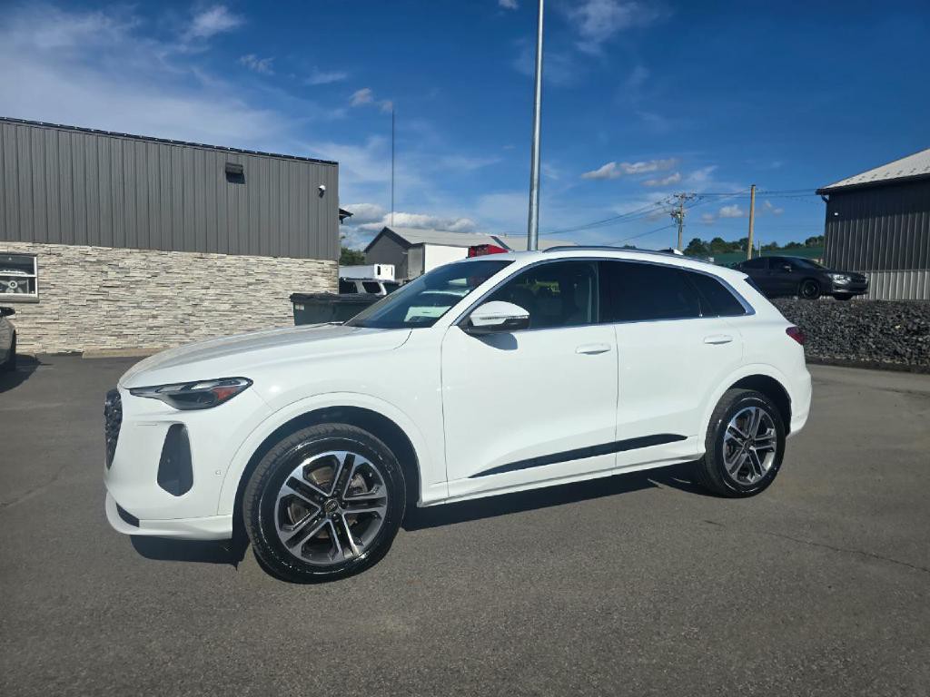 2025 Audi Q5 Image 3