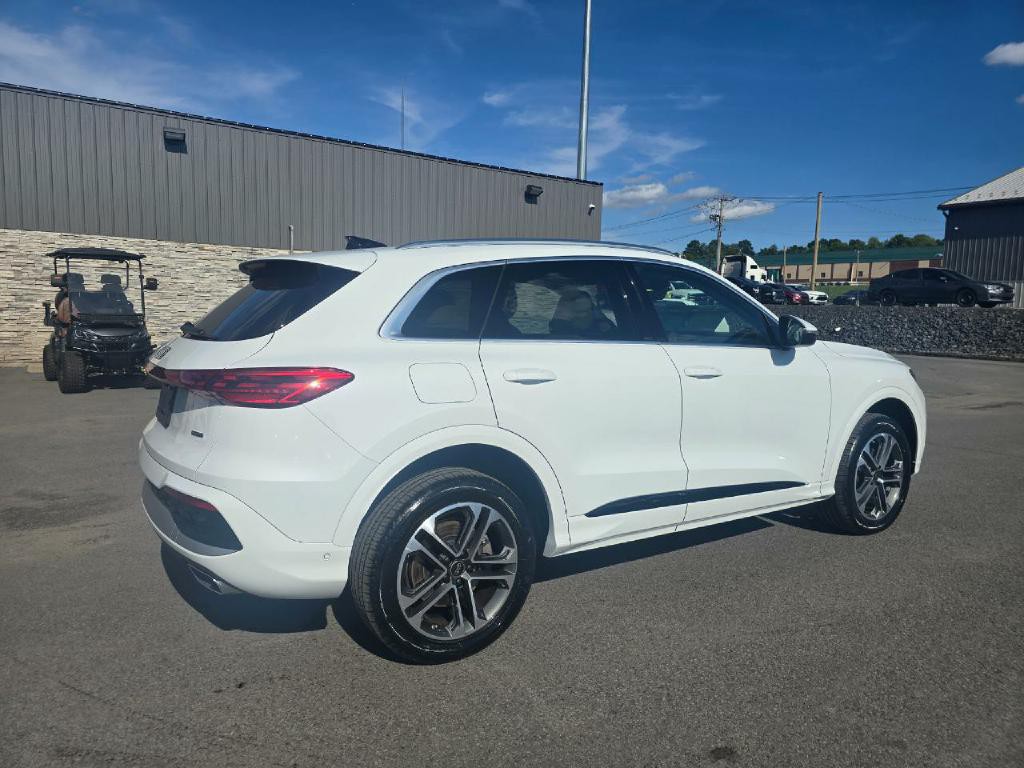 2025 Audi Q5 Image 6
