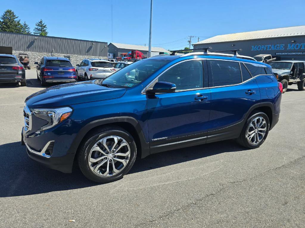 2020 GMC Terrain Image 3